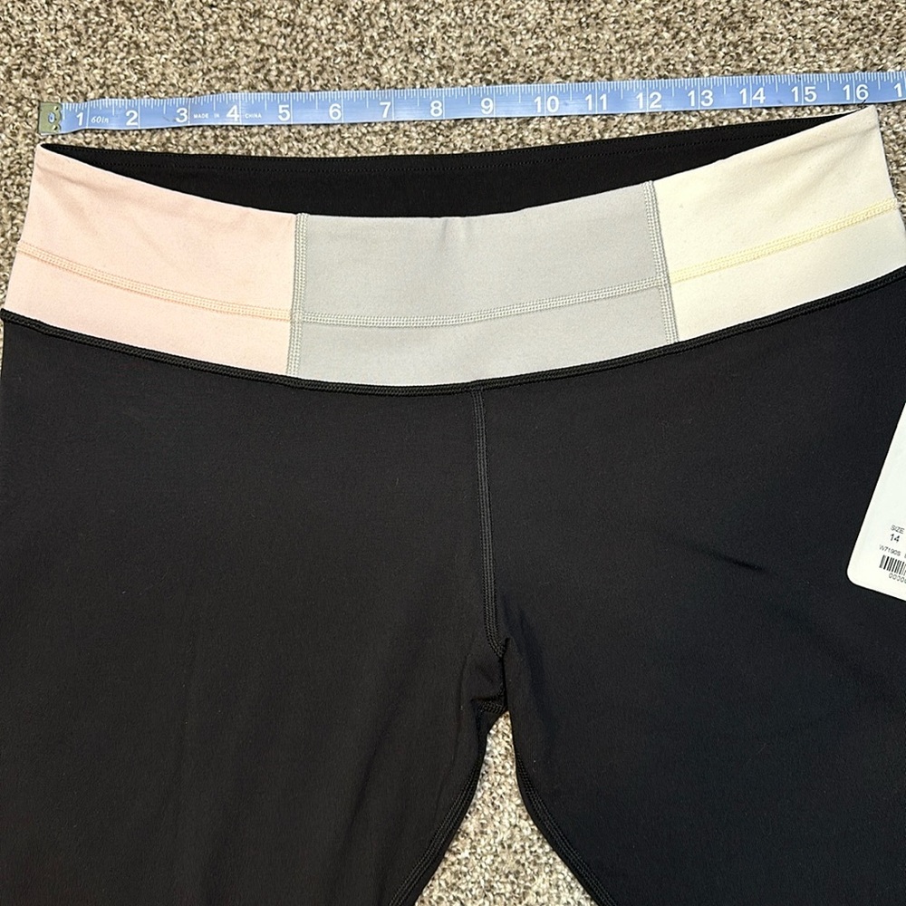 Lululemon Groove Short 14